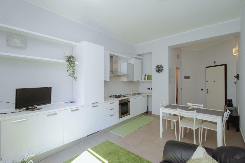 Spacious And New Apt In Citta Studi Milaan Buitenkant foto